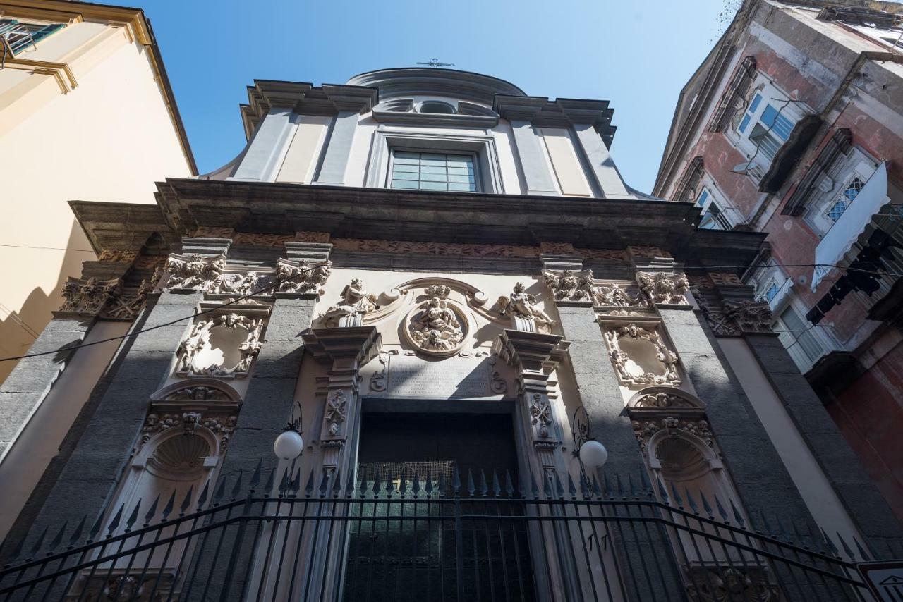 Stanzulell * Napoli